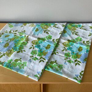 Vintage 60s 70s Bibb Floral Flower Power Blue White Green Standard Size Pillowca